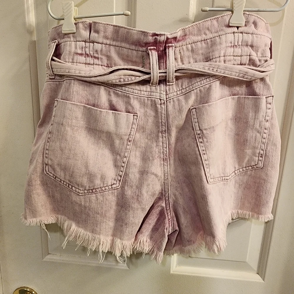 We the free distressed denim cut off shorts MED pink 100%cotton - Picture 5 of 6